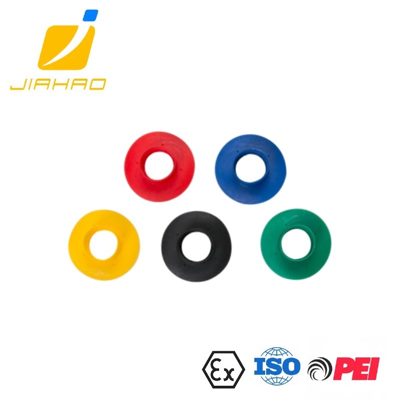 EK652 FUEL NOZZLE COVER