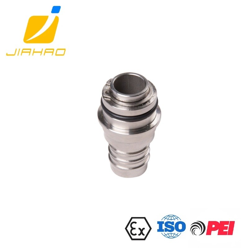 MULTI-MATERIAL ADBLUE NOZZLE QUITK CONNECTER 
